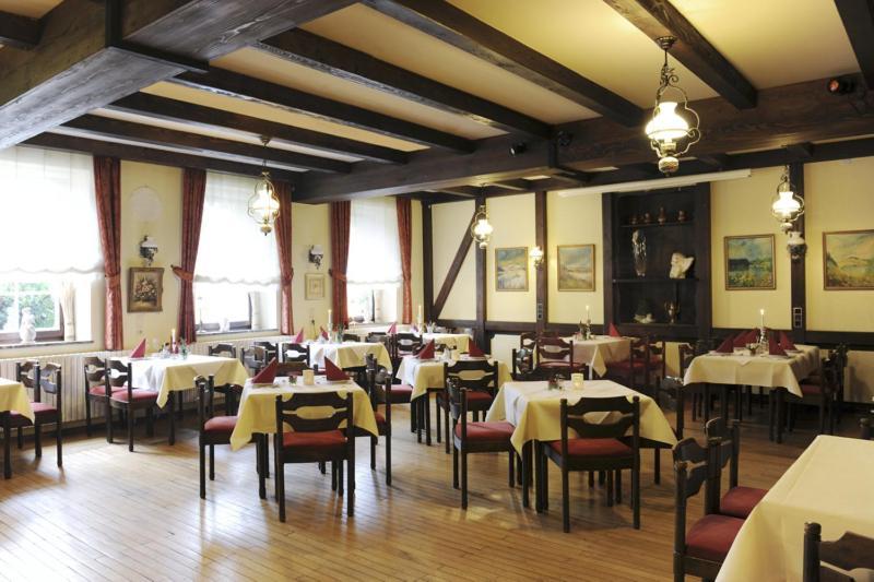 Hotel Zur Post Deudesfeld Bagian luar foto